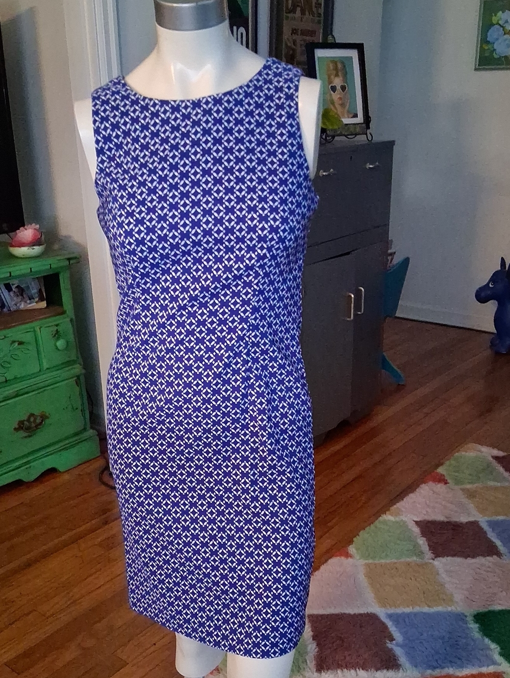 Mario Serrani Blue and White Sleeveless Patterned Sheath Dress